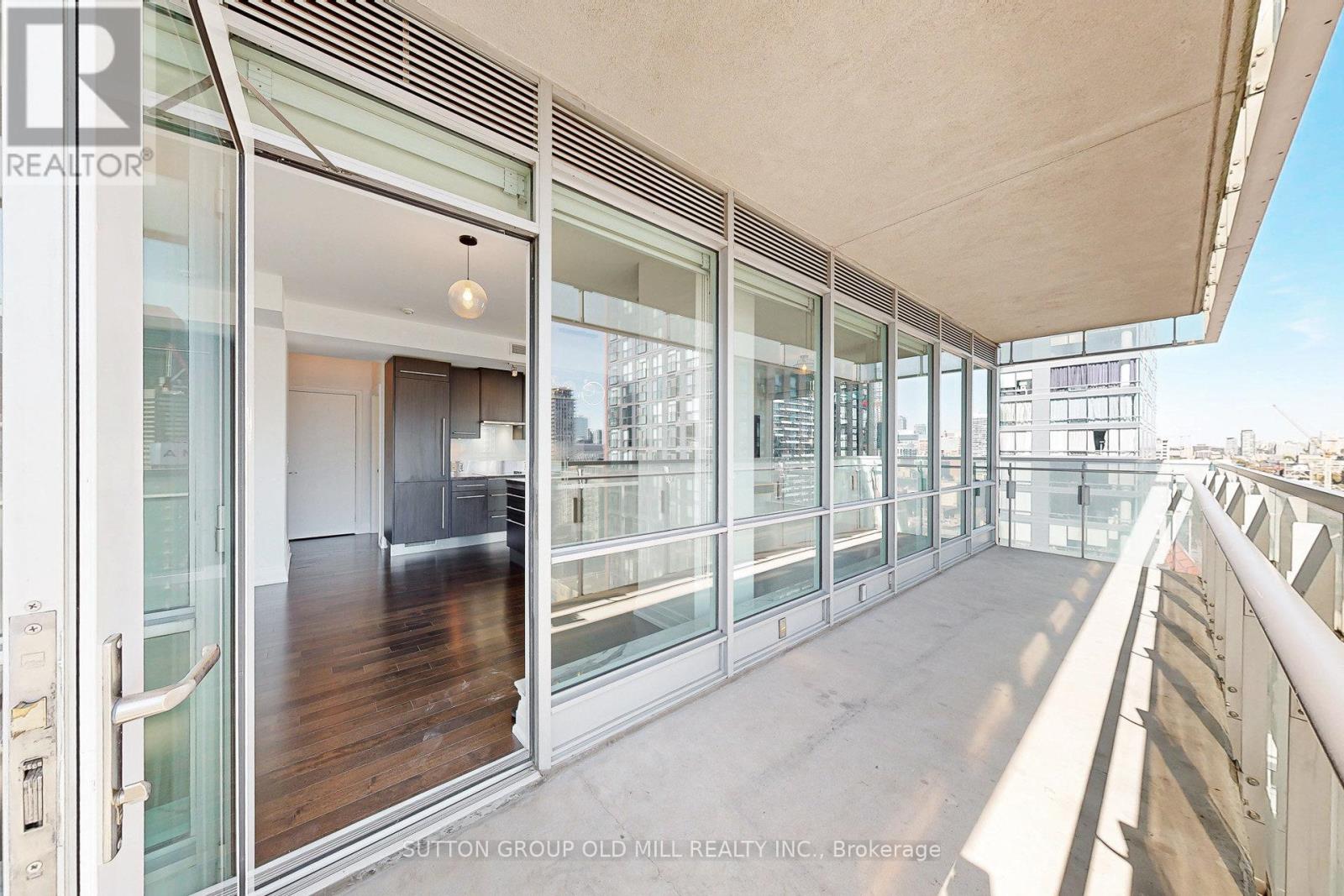 2009 - 80 John Street, Toronto, Ontario  M5V 3X4 - Photo 24 - C12445298