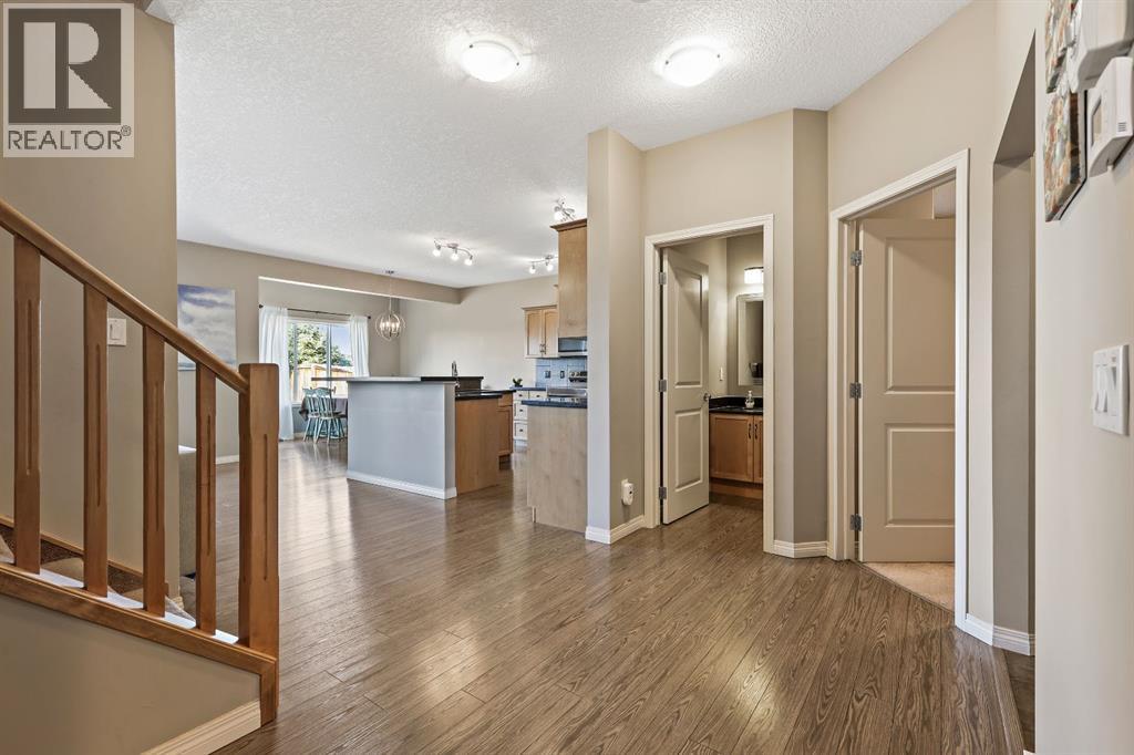 114 Everglen Crescent Sw, Calgary, Alberta  T2Y 0G5 - Photo 6 - A2259228