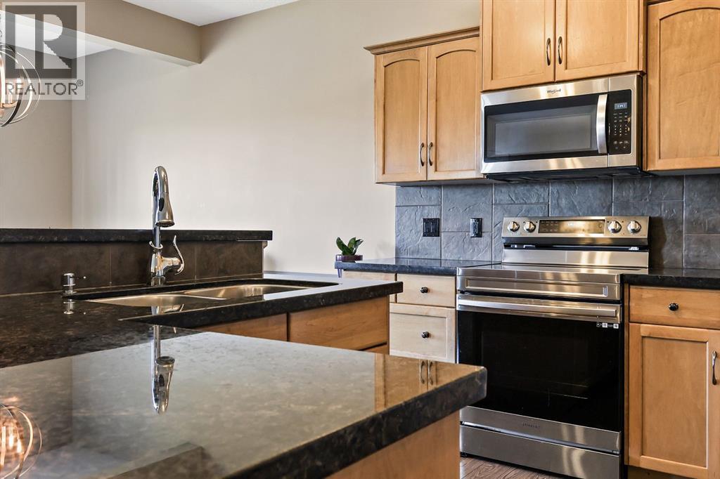 114 Everglen Crescent Sw, Calgary, Alberta  T2Y 0G5 - Photo 12 - A2259228