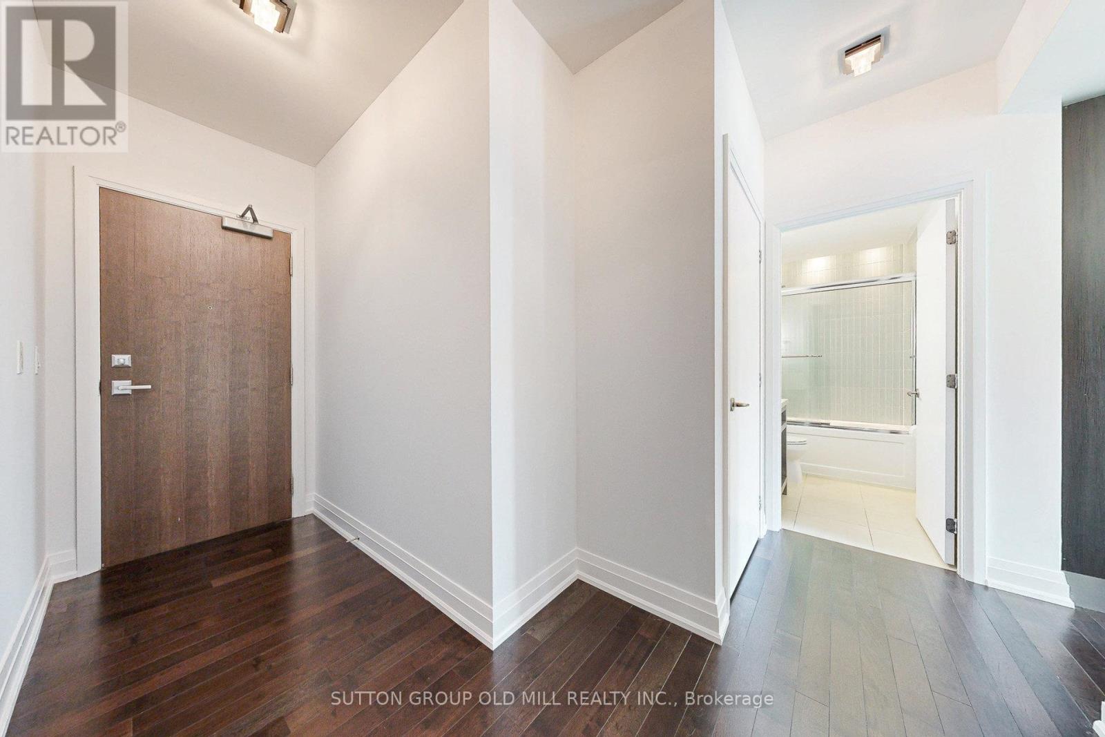2009 - 80 John Street, Toronto, Ontario  M5V 3X4 - Photo 5 - C12445298