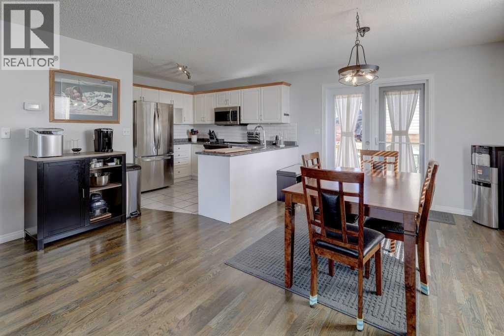 13 Ross Place, Crossfield, Alberta  T0M 0S0 - Photo 10 - A2262298