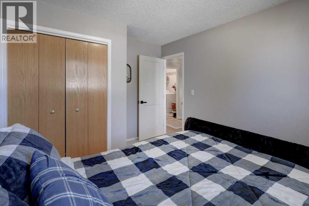 13 Ross Place, Crossfield, Alberta  T0M 0S0 - Photo 17 - A2262298