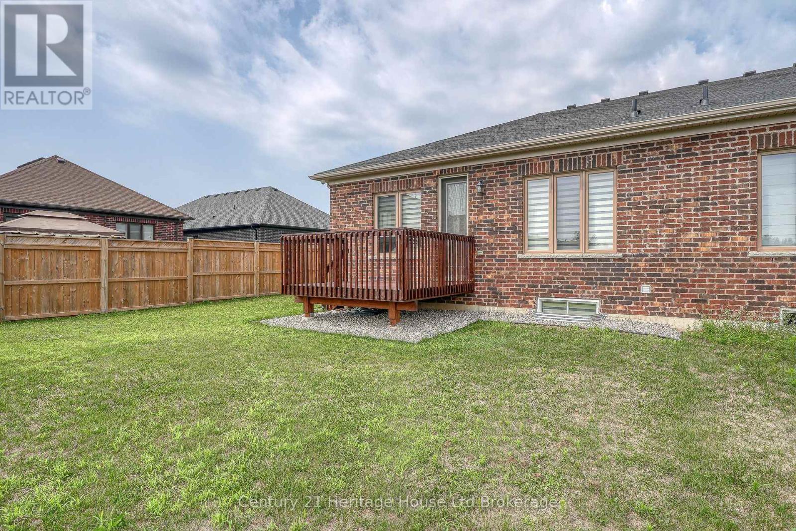 37 Harvest Avenue, Tillsonburg, Ontario  N4G 0H9 - Photo 41 - X12445696