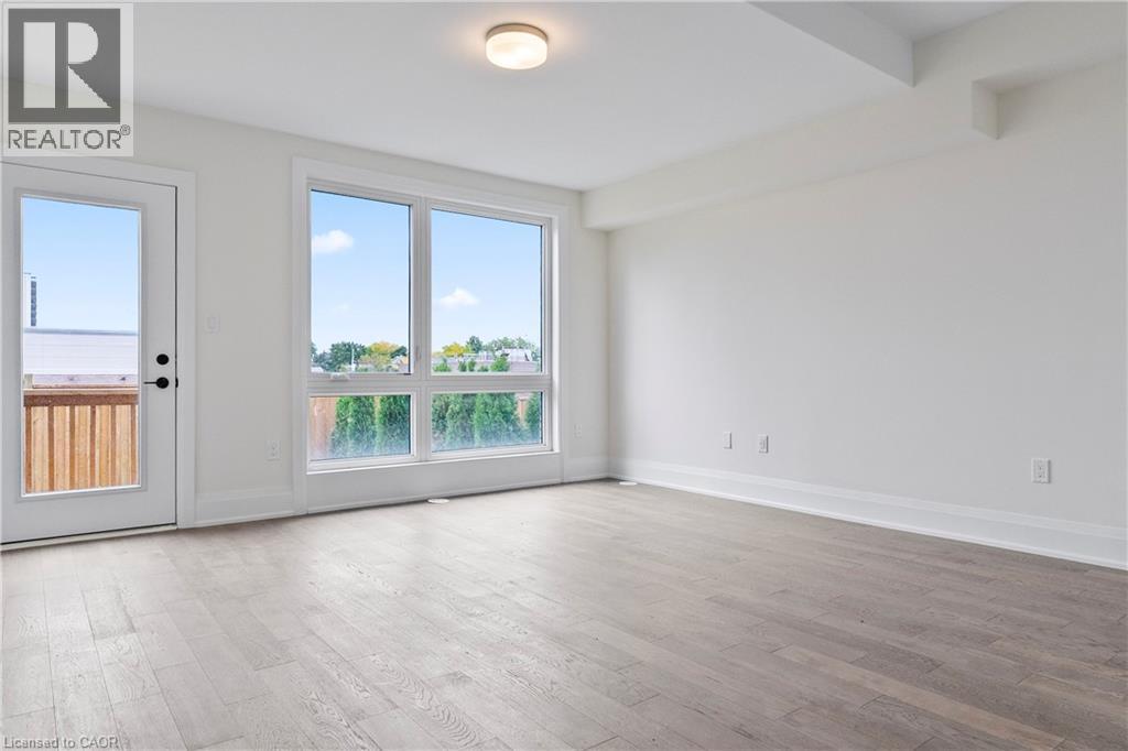 138 East Street Unit# 2, Oakville, Ontario  L6L 0H9 - Photo 5 - 40774113