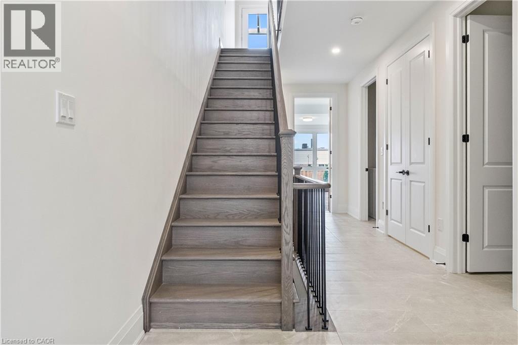 138 East Street Unit# 2, Oakville, Ontario  L6L 0H9 - Photo 11 - 40774113