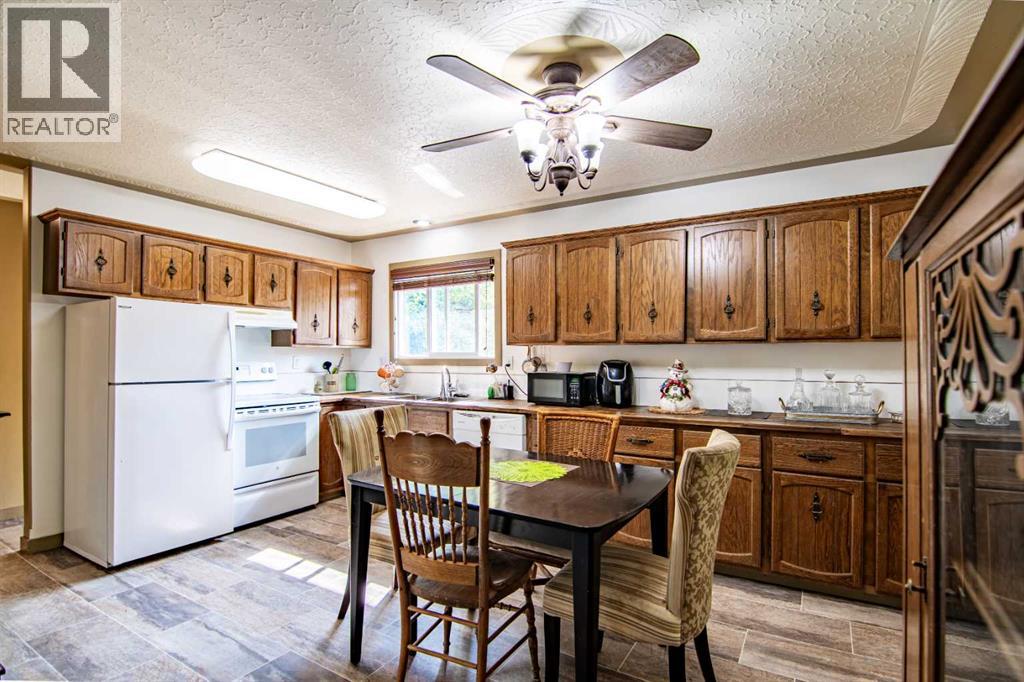 31 Bettenson Street, Red Deer, Alberta  T4R 1J5 - Photo 8 - A2257139