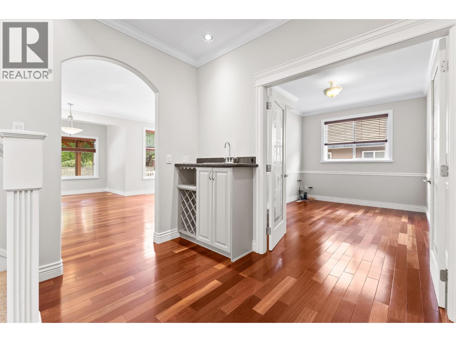9160 Mona Avenue, Burnaby, British Columbia  V3N 5A7 - Photo 11 - R3047905