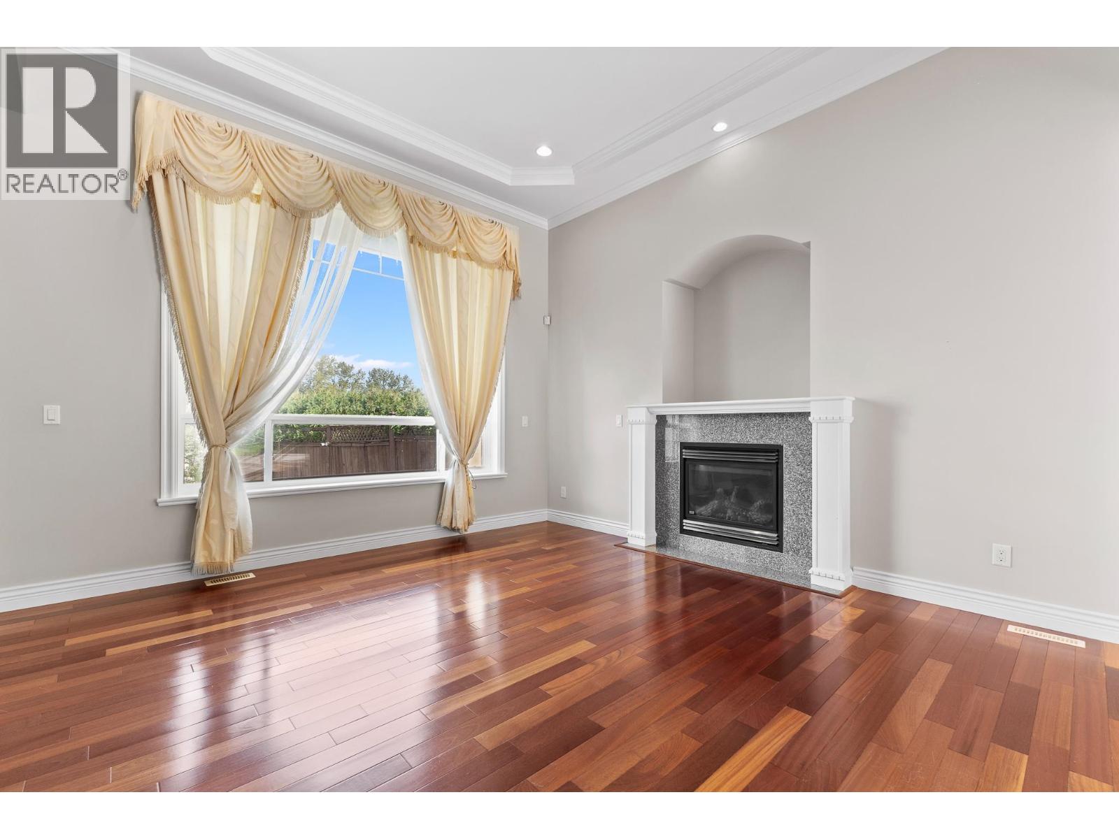 9160 Mona Avenue, Burnaby, British Columbia  V3N 5A7 - Photo 8 - R3047905