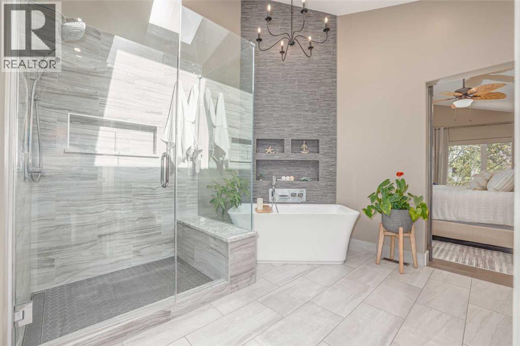108 Mt Alberta View Se, Calgary, Alberta  T2Z 3N7 - Photo 19 - A2262188