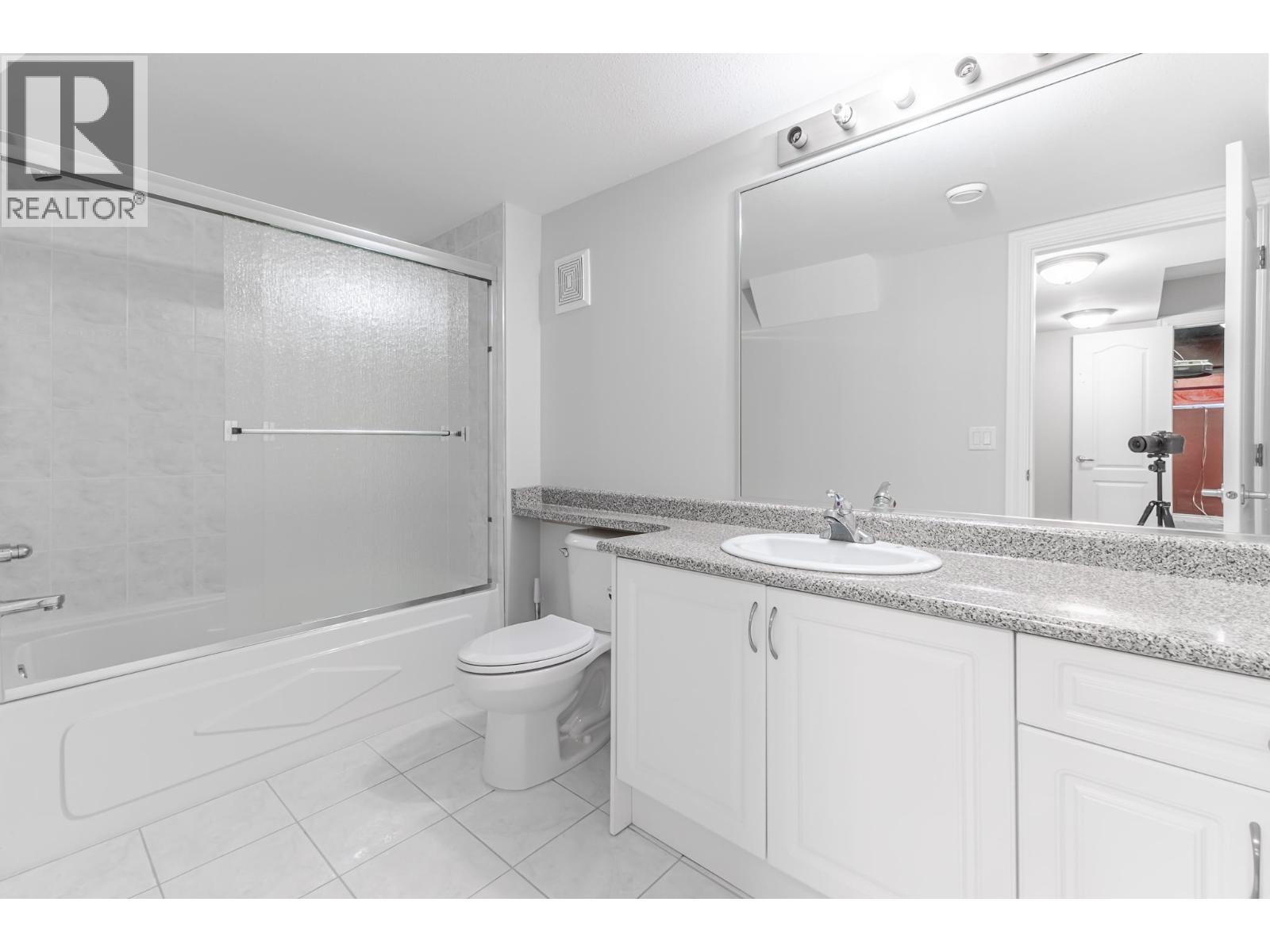 9160 Mona Avenue, Burnaby, British Columbia  V3N 5A7 - Photo 28 - R3047905