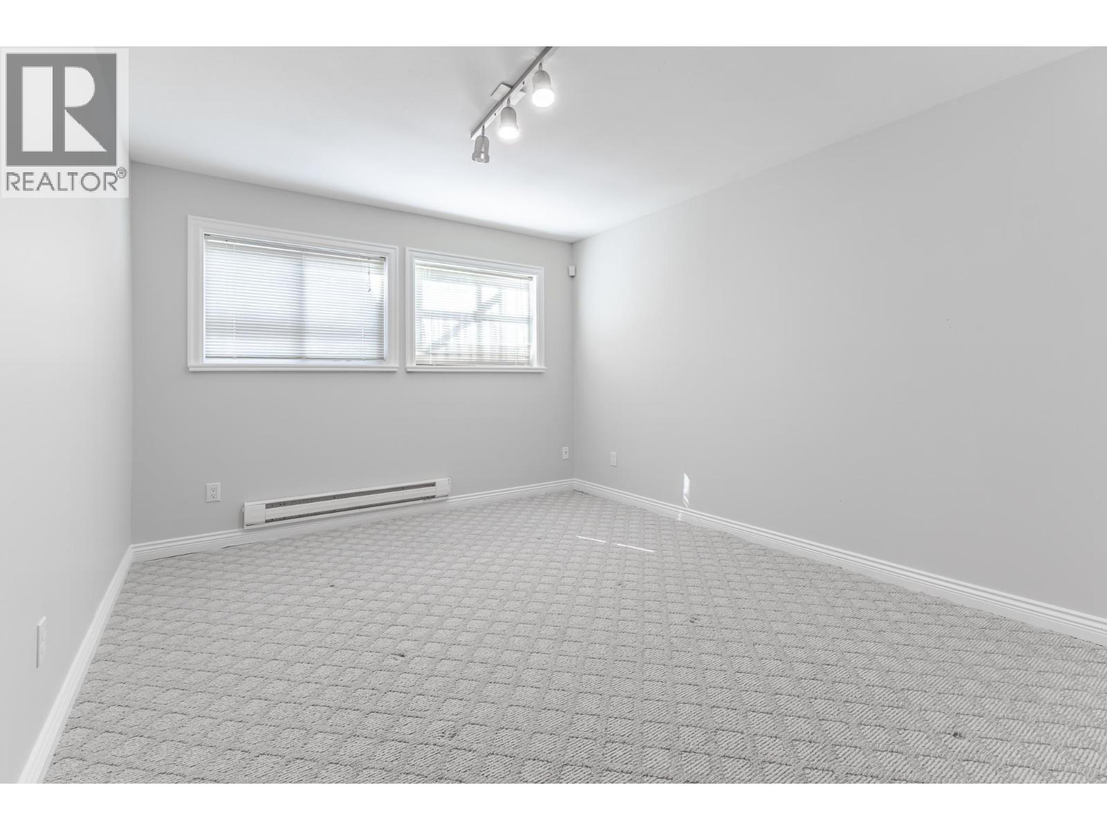 9160 Mona Avenue, Burnaby, British Columbia  V3N 5A7 - Photo 31 - R3047905