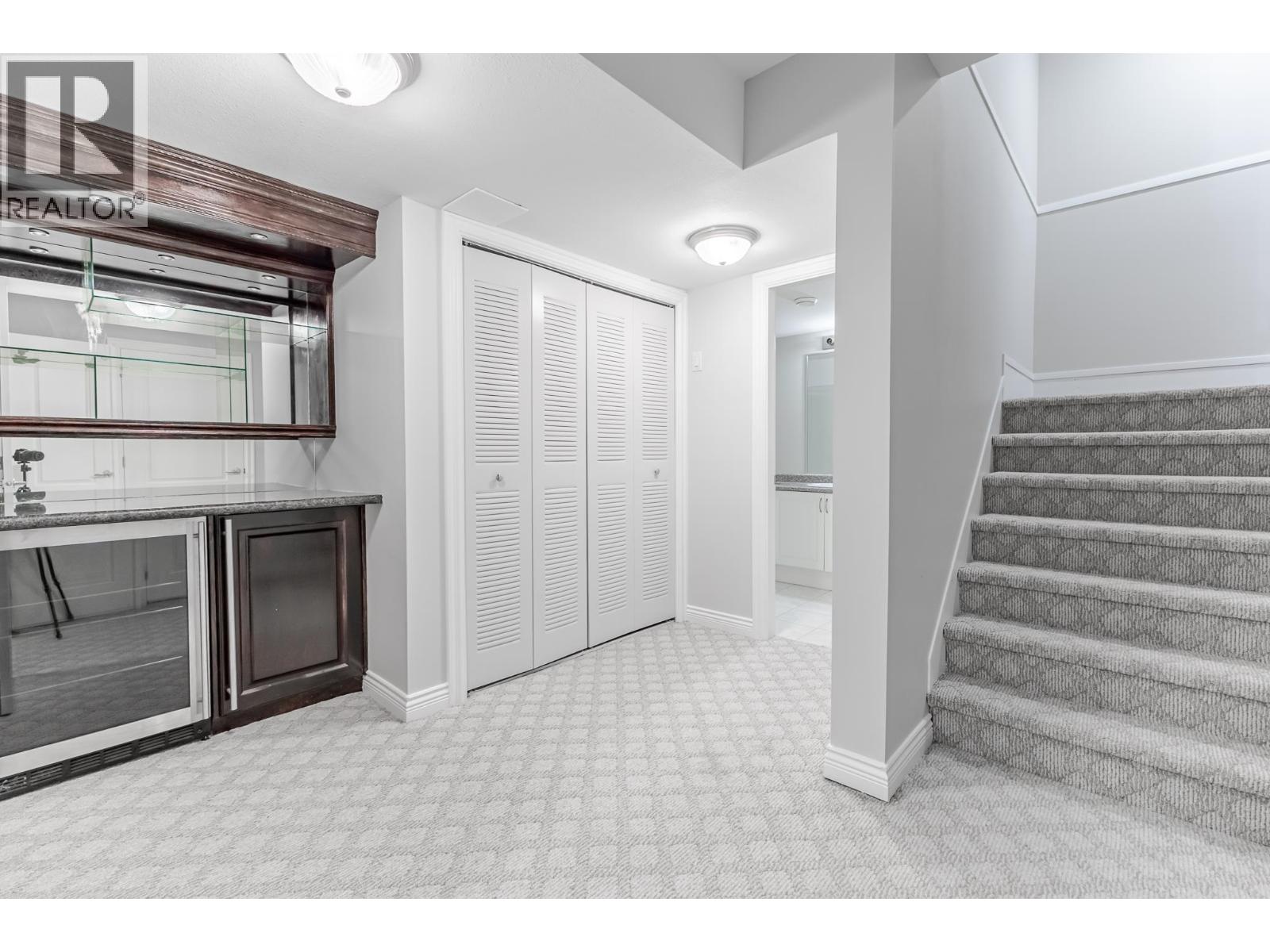 9160 Mona Avenue, Burnaby, British Columbia  V3N 5A7 - Photo 32 - R3047905