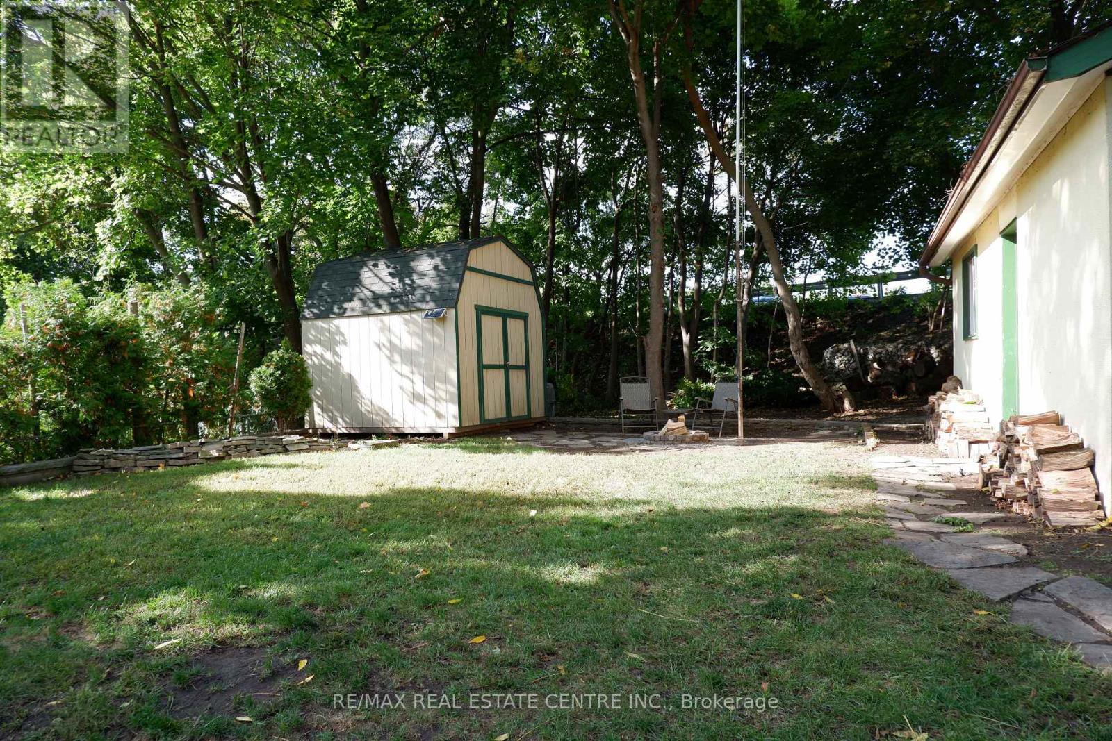 33 King Street, Halton Hills, Ontario  L7G 2G9 - Photo 25 - W12428082