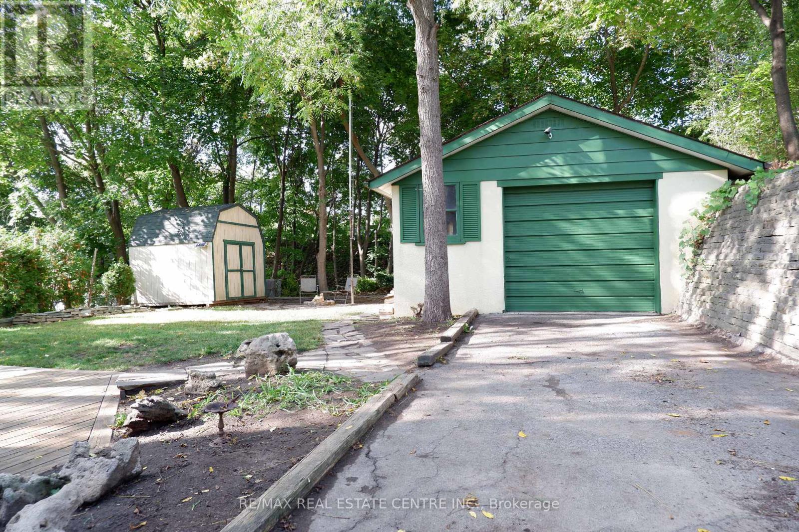 33 King Street, Halton Hills, Ontario  L7G 2G9 - Photo 27 - W12428082