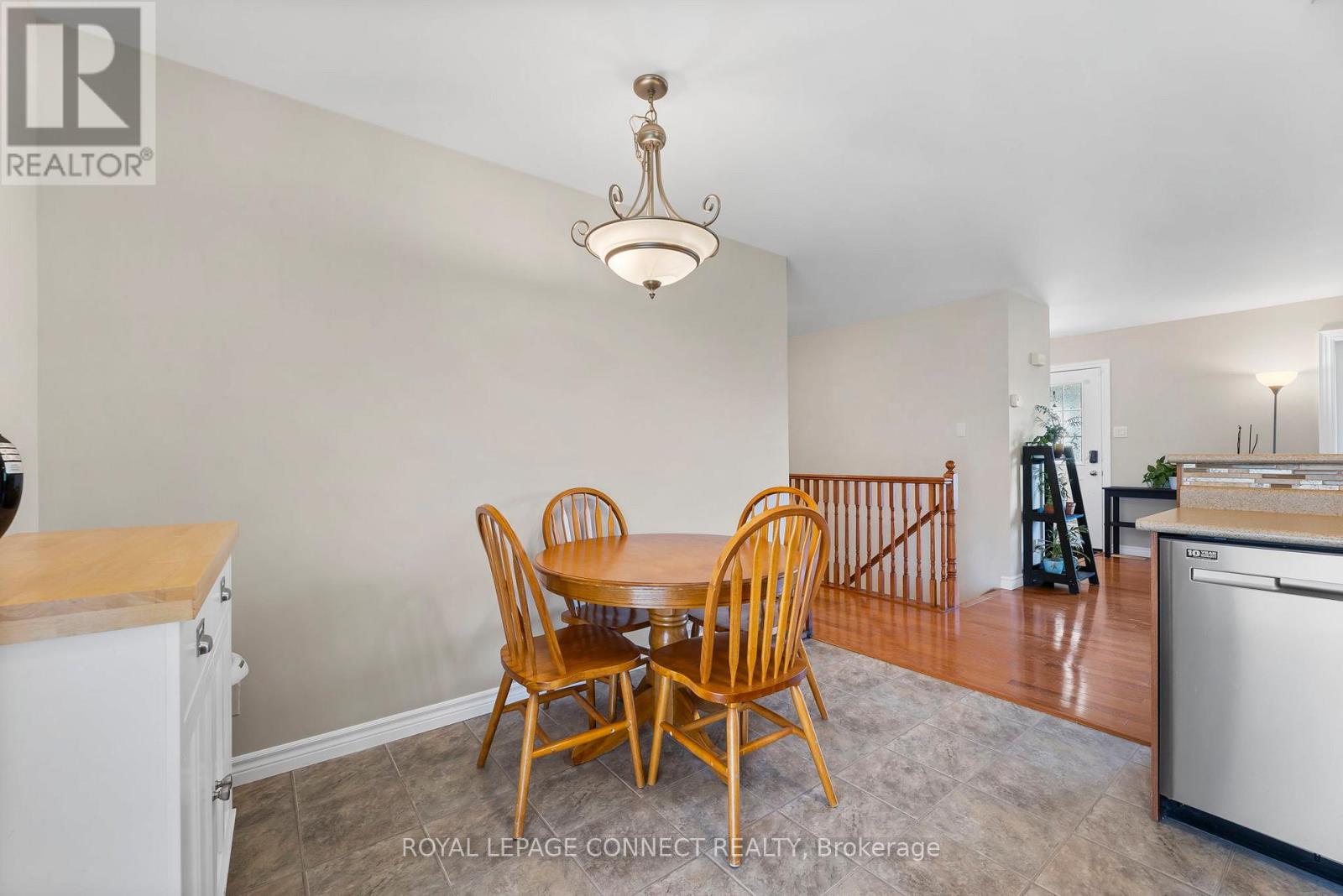 25 Springdale Drive, Kawartha Lakes, Ontario  K9V 4R1 - Photo 11 - X12379326