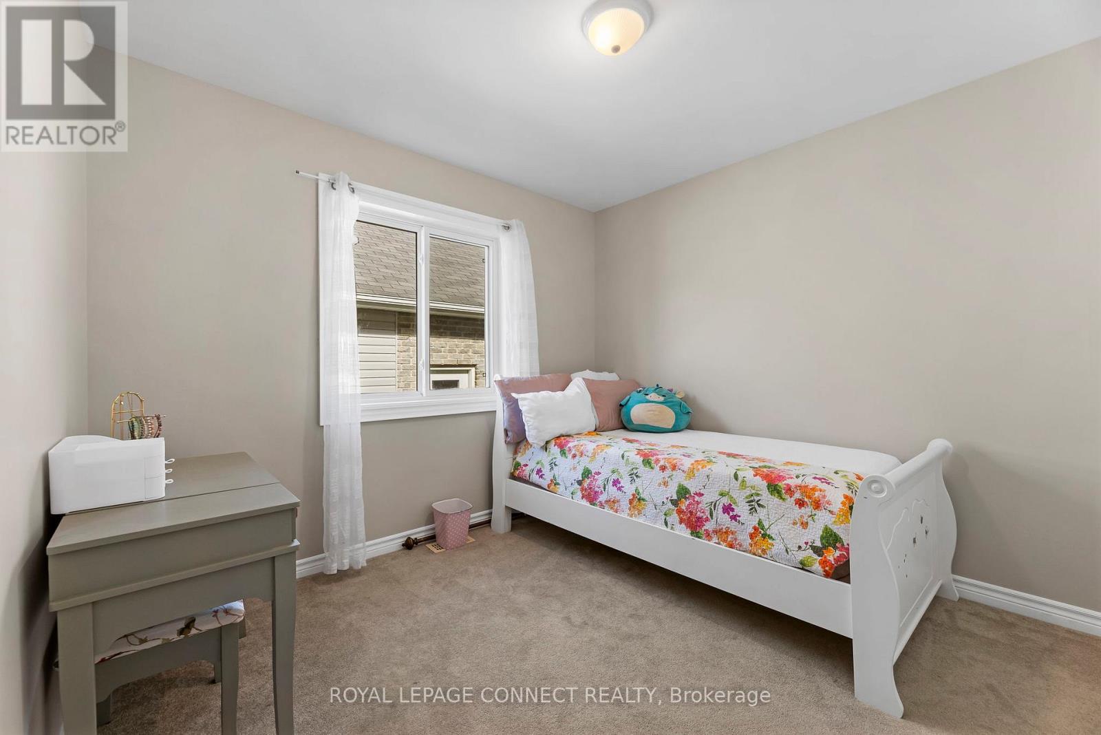 25 Springdale Drive, Kawartha Lakes, Ontario  K9V 4R1 - Photo 13 - X12379326