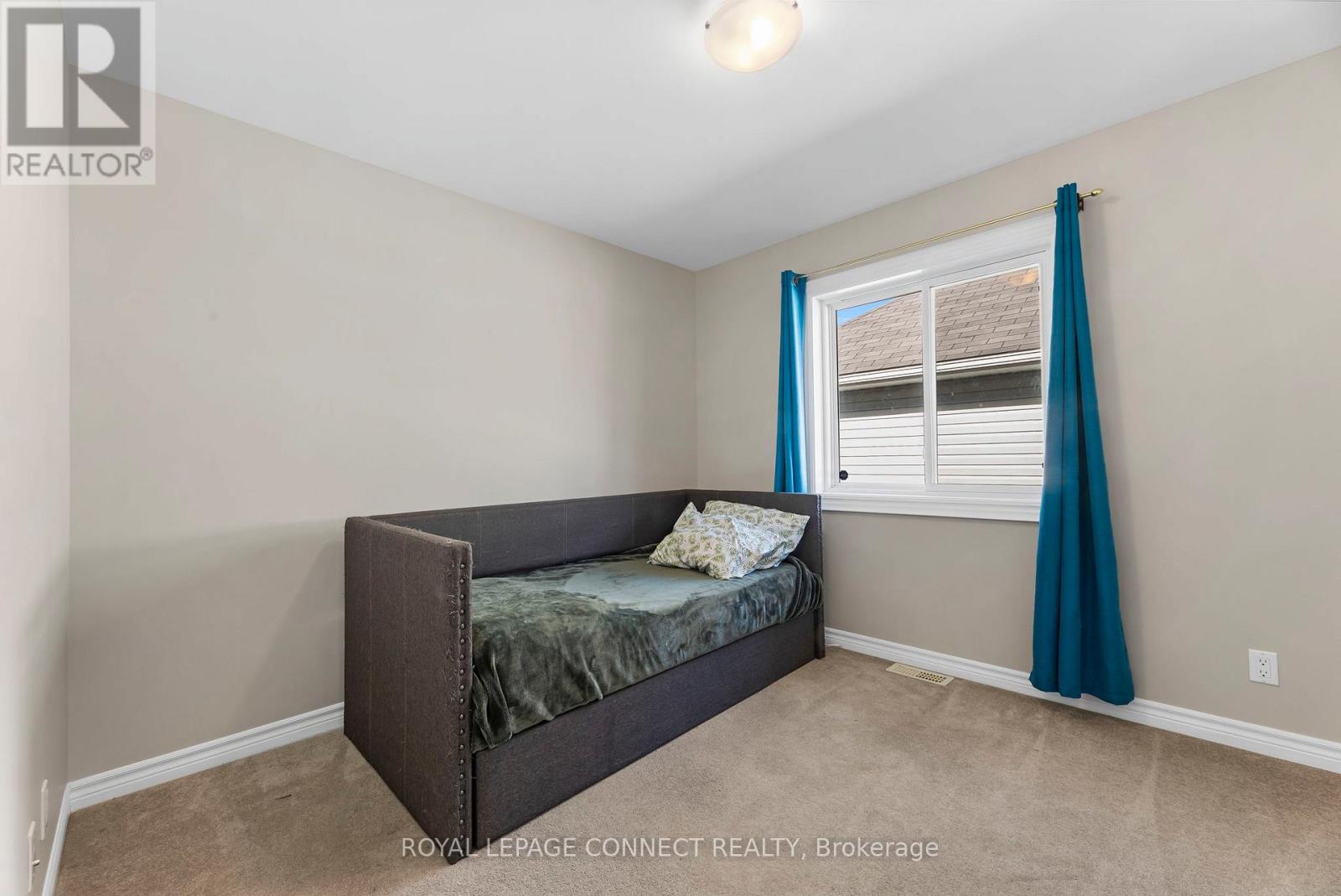 25 Springdale Drive, Kawartha Lakes, Ontario  K9V 4R1 - Photo 16 - X12379326