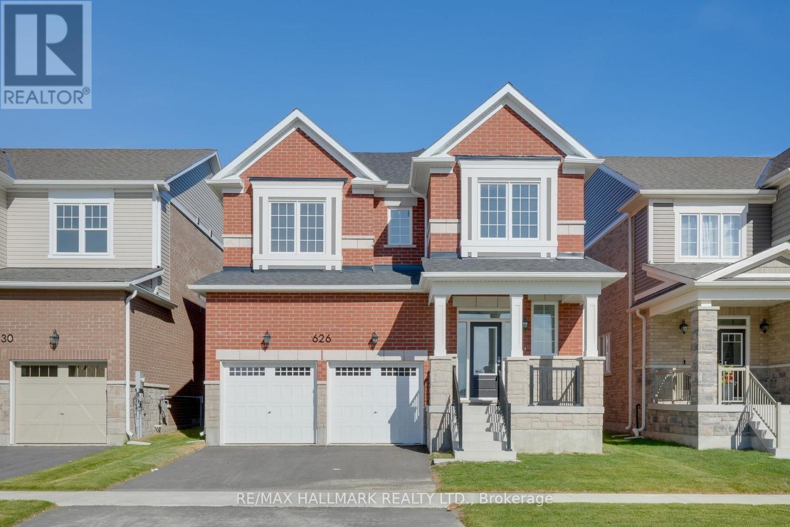 626 Newlove Street, Innisfil, Ontario  L9S 0R9 - Photo 2 - N12445728