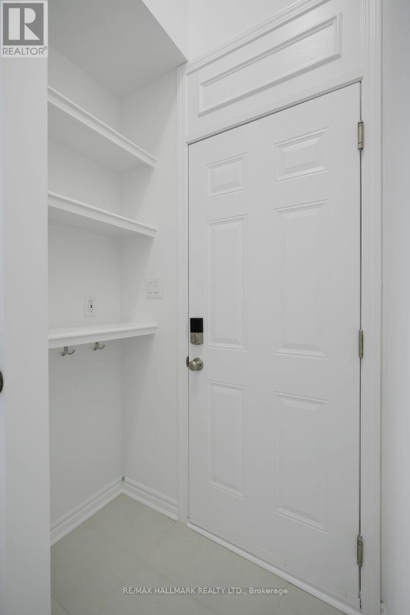 626 Newlove Street, Innisfil, Ontario  L9S 0R9 - Photo 24 - N12445728