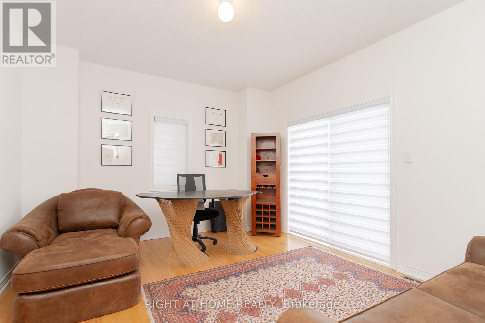 12 Globemaster Lane, Richmond Hill (Oak Ridges), Ontario  L4E 1H3 - Photo 34 - N12445737