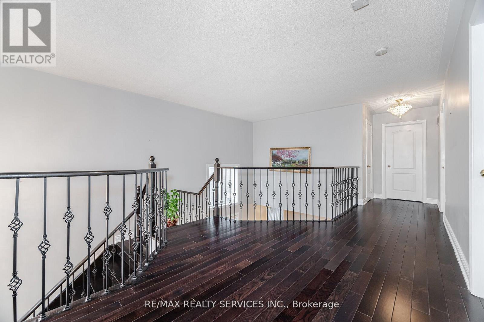 39 Rattlesnake Road, Brampton (Sandringham-Wellington), Ontario  L6R 3B9 - Photo 23 - W12445719