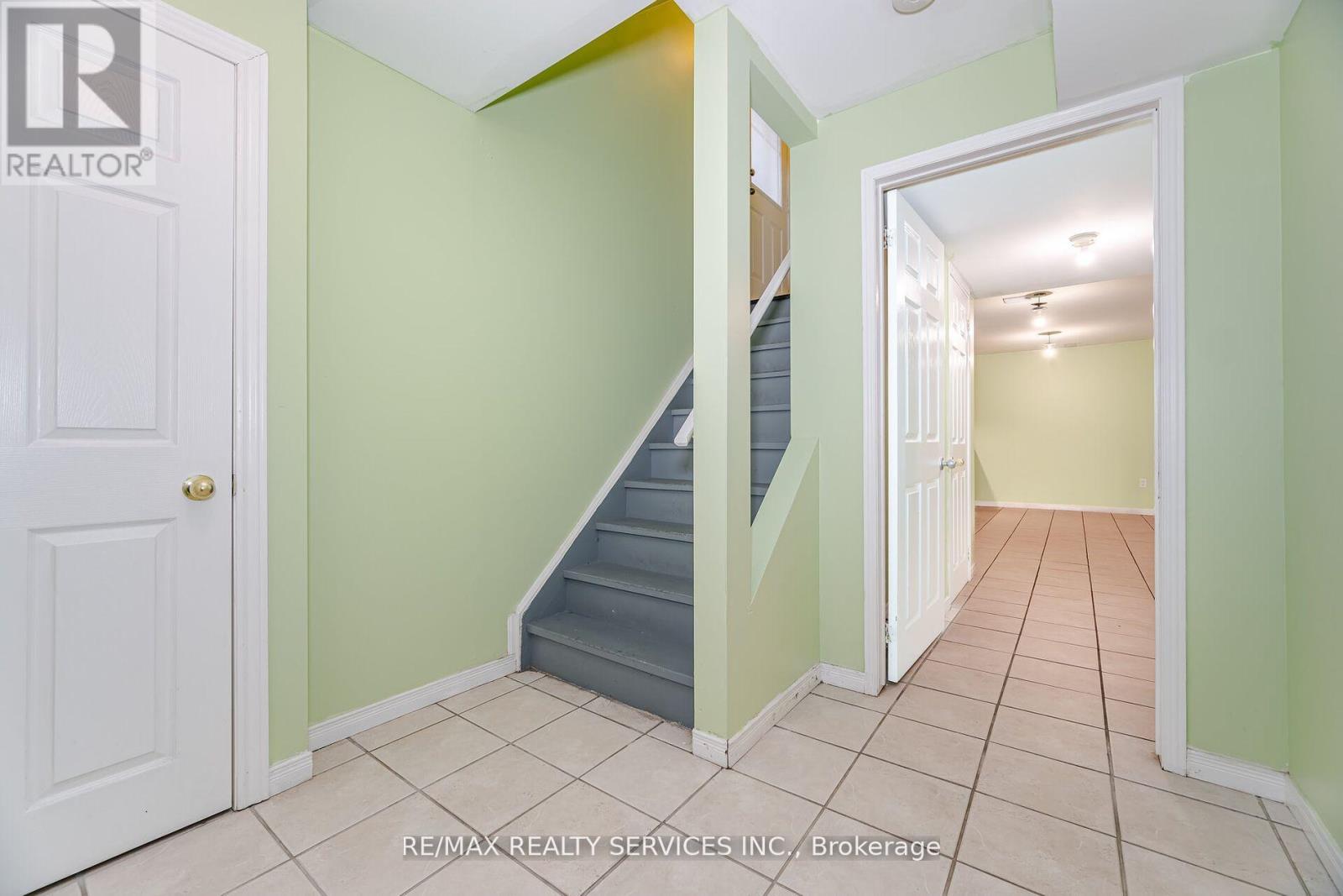 39 Rattlesnake Road, Brampton (Sandringham-Wellington), Ontario  L6R 3B9 - Photo 36 - W12445719