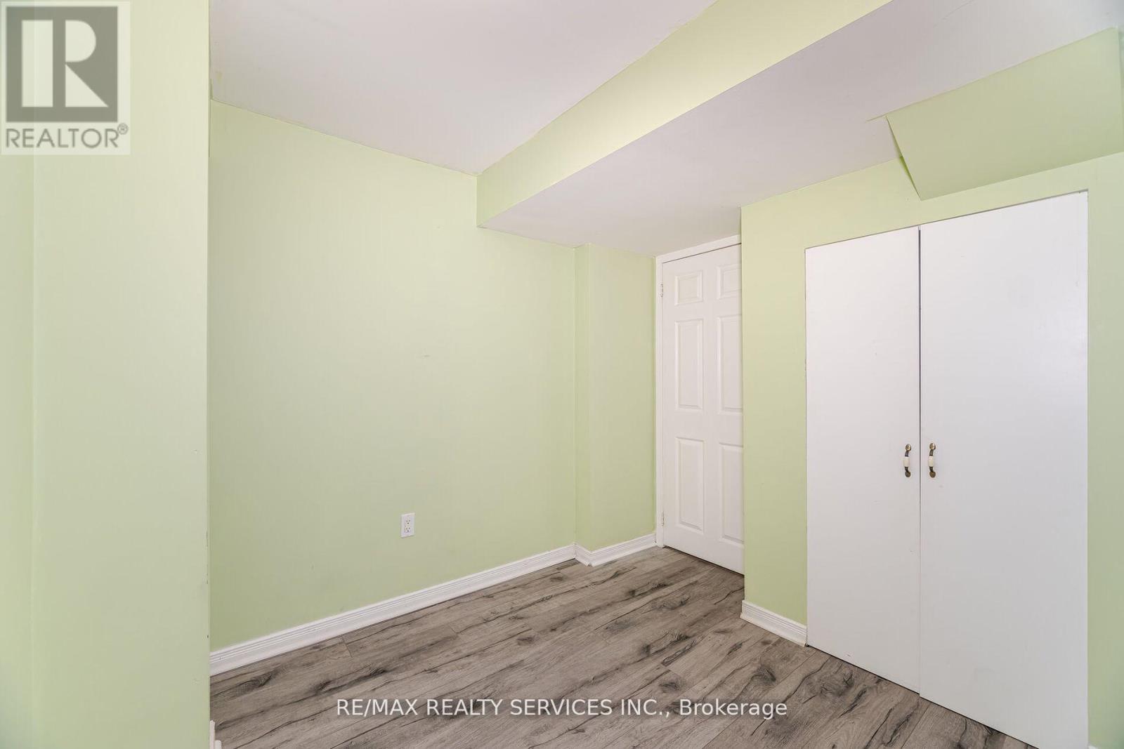 39 Rattlesnake Road, Brampton (Sandringham-Wellington), Ontario  L6R 3B9 - Photo 44 - W12445719