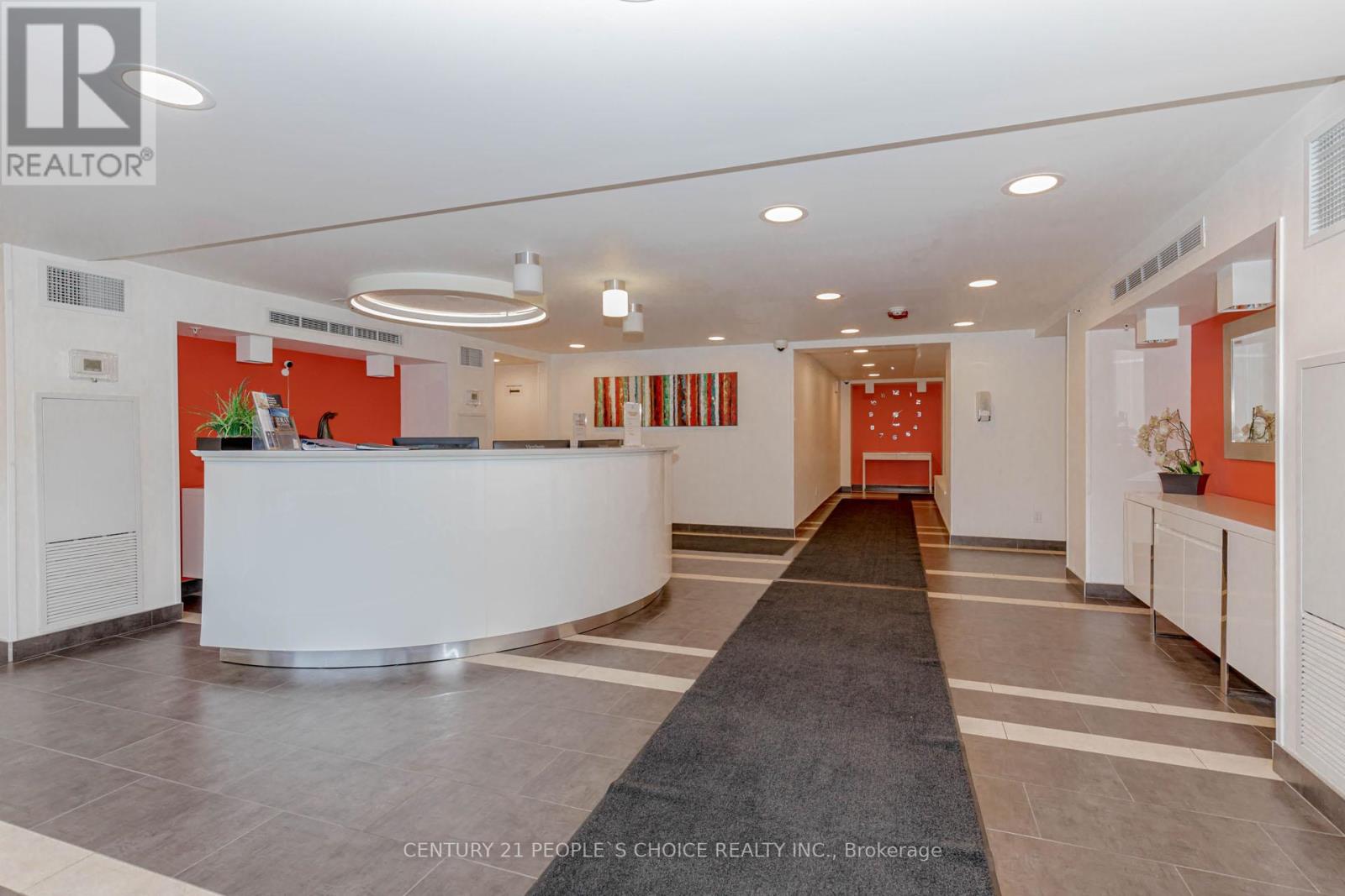 624 - 15 James Finlay Way, Toronto (Downsview-Roding-Cfb), Ontario  M3M 0B3 - Photo 5 - W12445724