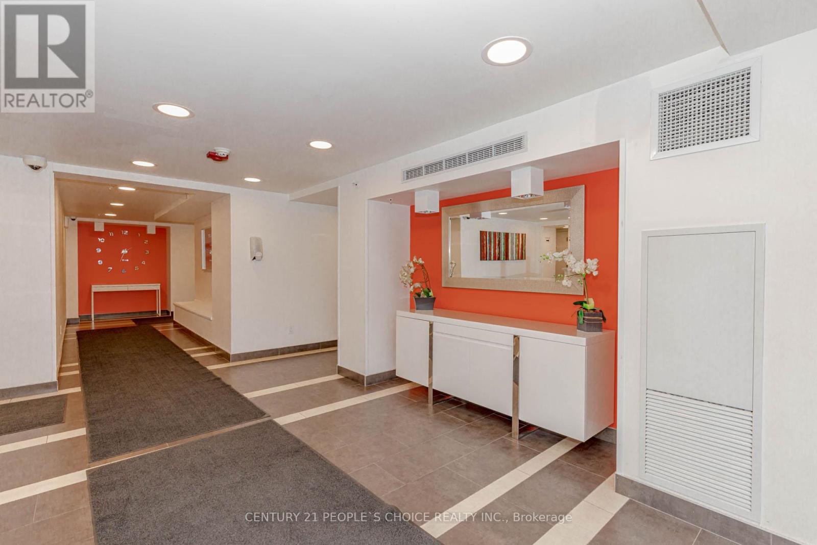 624 - 15 James Finlay Way, Toronto (Downsview-Roding-Cfb), Ontario  M3M 0B3 - Photo 6 - W12445724