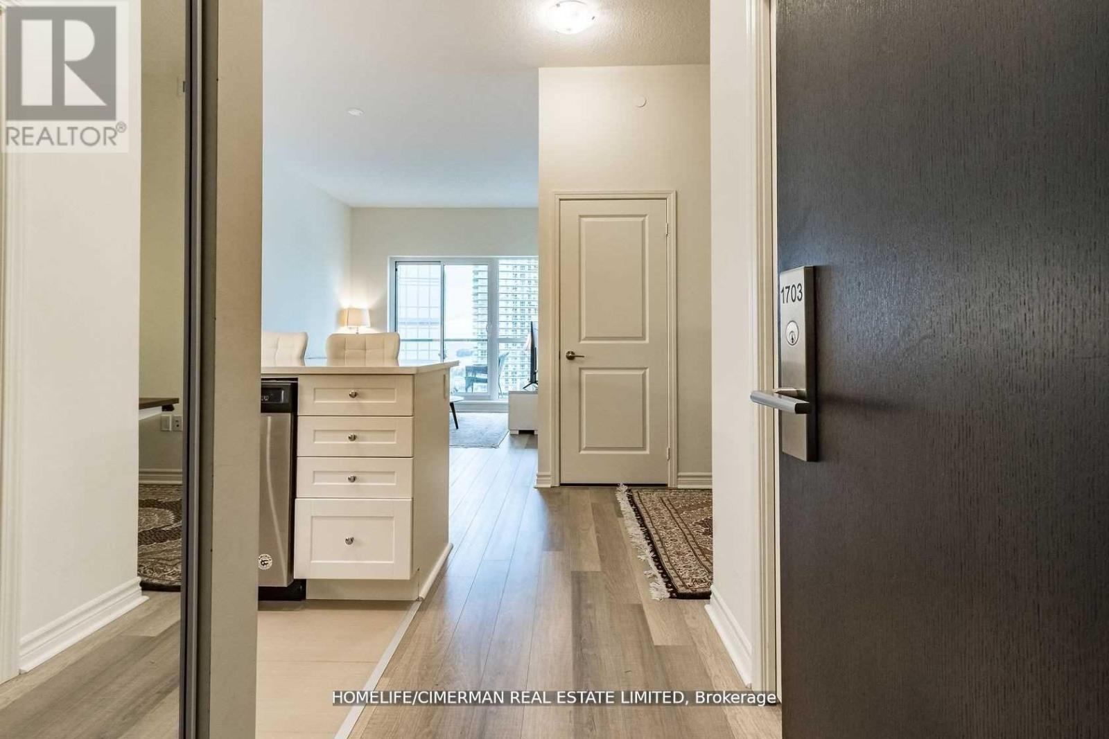 1703 - 39 Annie Craig Drive, Toronto (Mimico), Ontario  M8V 0C5 - Photo 9 - W12445729