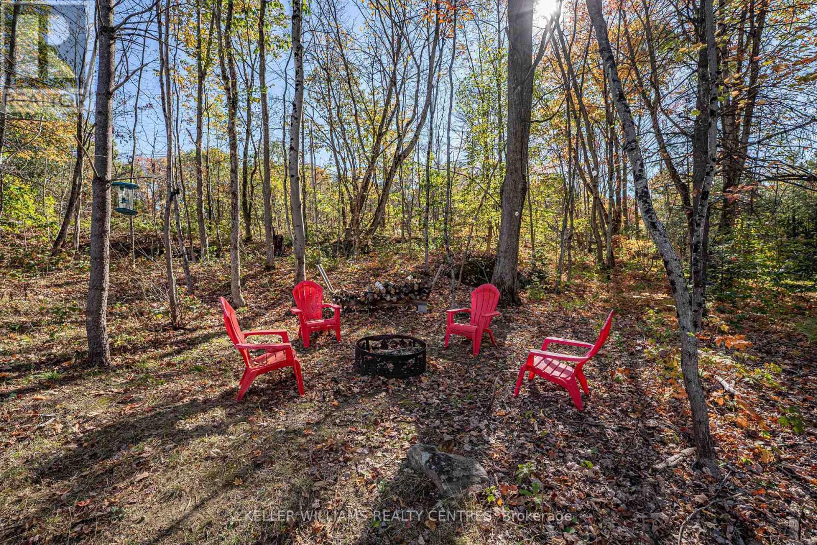 3124 Southwood Road, Gravenhurst (Wood (Gravenhurst)), Ontario  P0E 1G0 - Photo 11 - X12445743