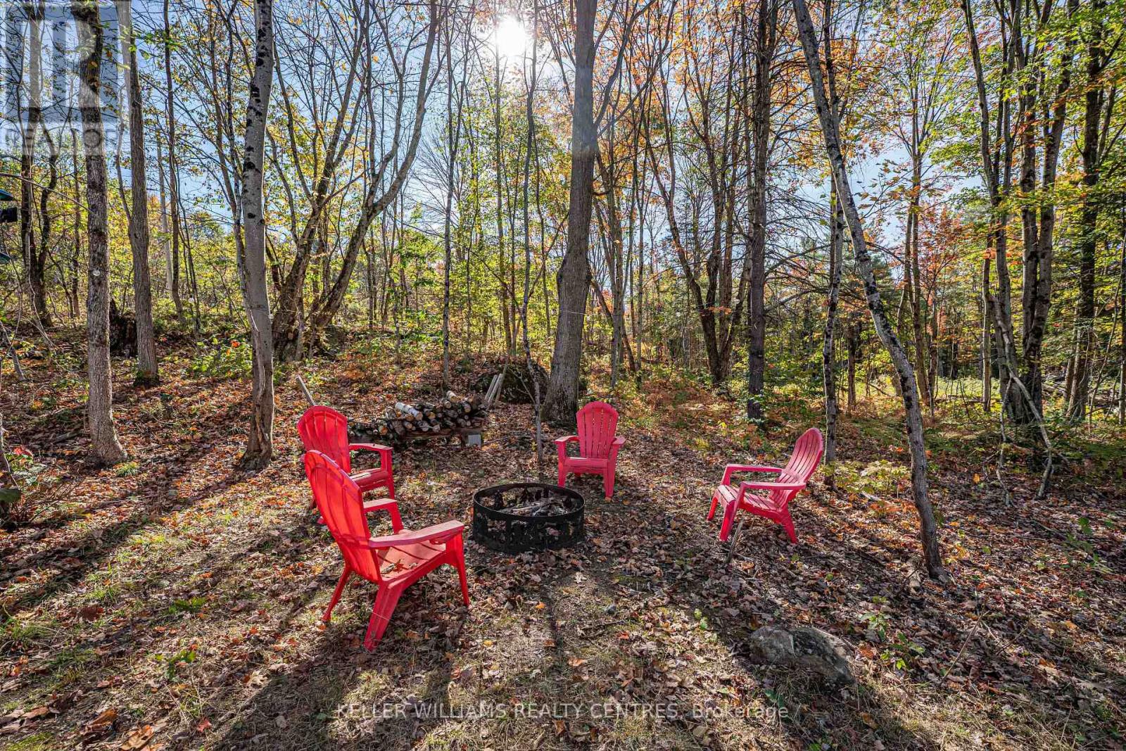 3124 Southwood Road, Gravenhurst (Wood (Gravenhurst)), Ontario  P0E 1G0 - Photo 14 - X12445743