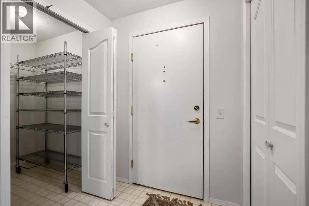 3207 Millrise Point Sw, Calgary, Alberta  T2Y 3W4 - Photo 3 - A2230636