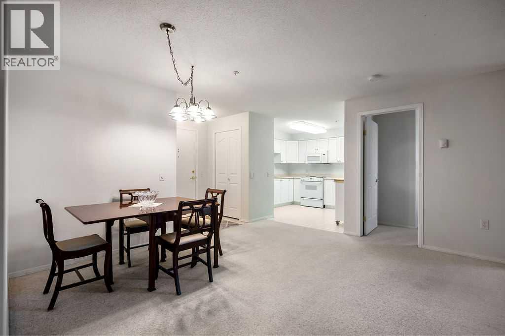 3207 Millrise Point Sw, Calgary, Alberta  T2Y 3W4 - Photo 6 - A2230636