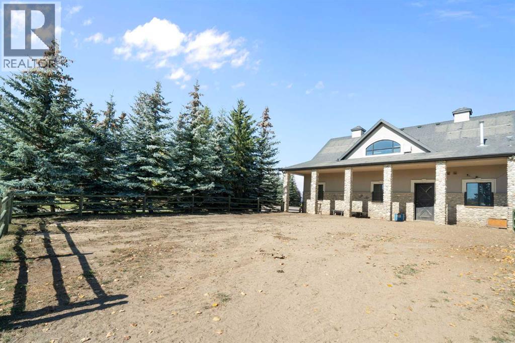 32045 Willow Way, Rural Rocky View County, Alberta  T4C 2Y4 - Photo 39 - A2257326