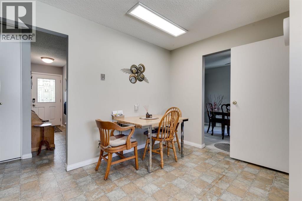 360 Malvern Close Ne, Calgary, Alberta  T2A 4W7 - Photo 13 - A2259878
