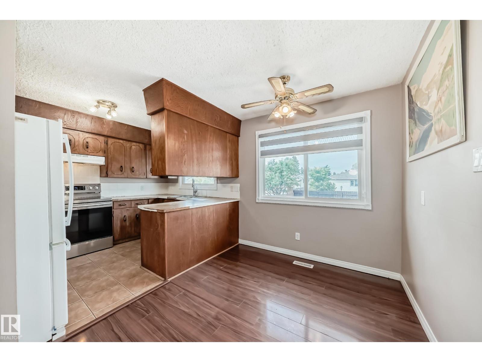 7026 11 Av Nw, Edmonton, Alberta  T6K 3J5 - Photo 16 - E4460942