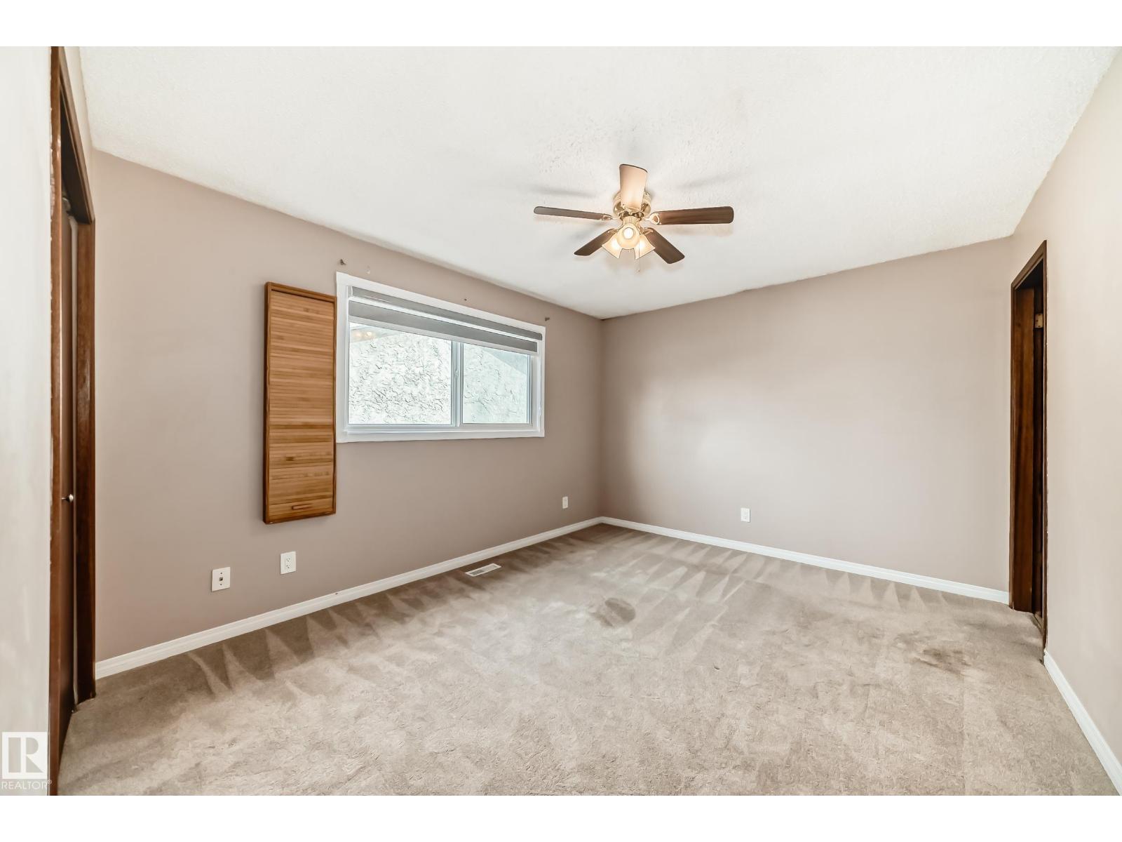 7026 11 Av Nw, Edmonton, Alberta  T6K 3J5 - Photo 18 - E4460942