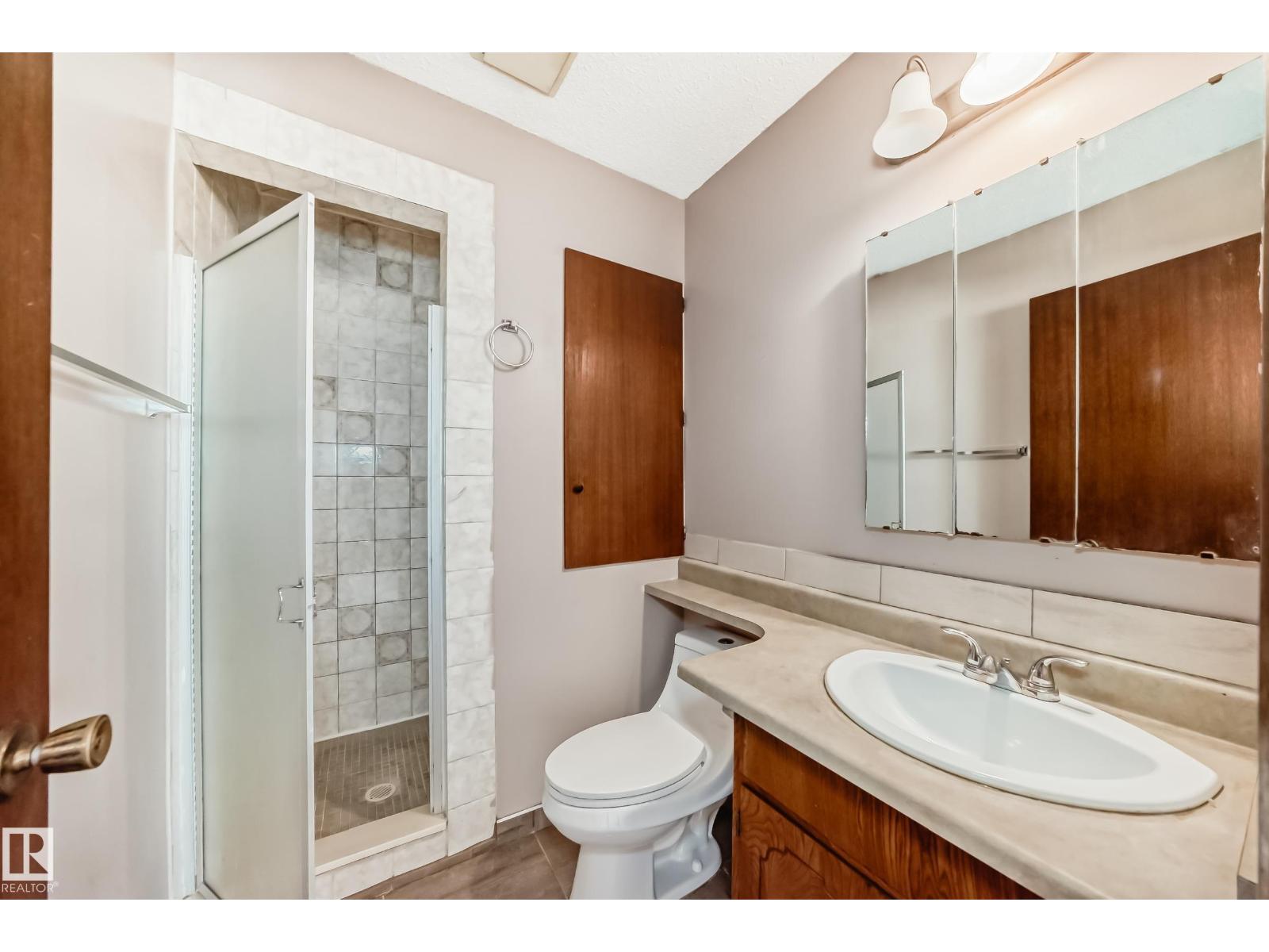 7026 11 Av Nw, Edmonton, Alberta  T6K 3J5 - Photo 22 - E4460942