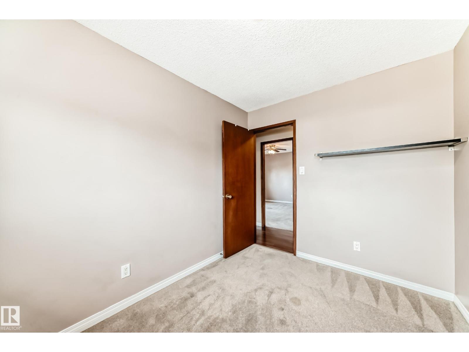 7026 11 Av Nw, Edmonton, Alberta  T6K 3J5 - Photo 25 - E4460942