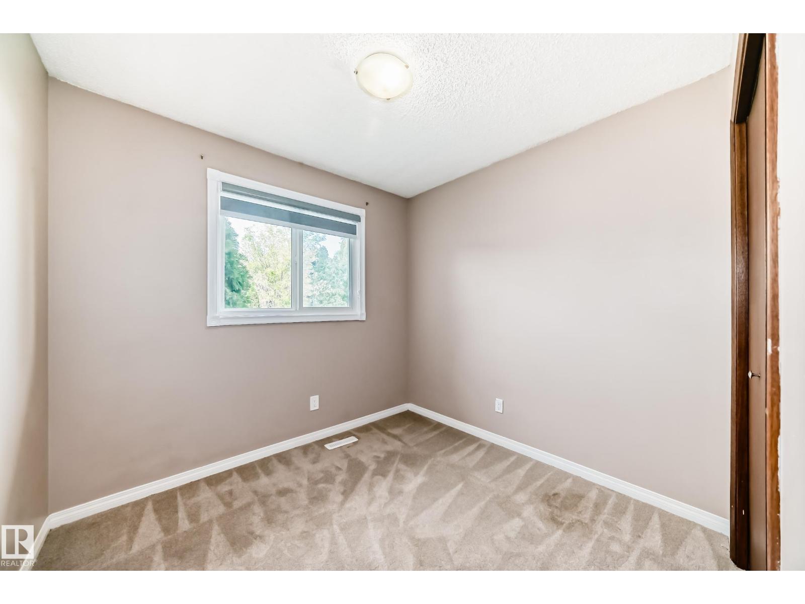 7026 11 Av Nw, Edmonton, Alberta  T6K 3J5 - Photo 26 - E4460942
