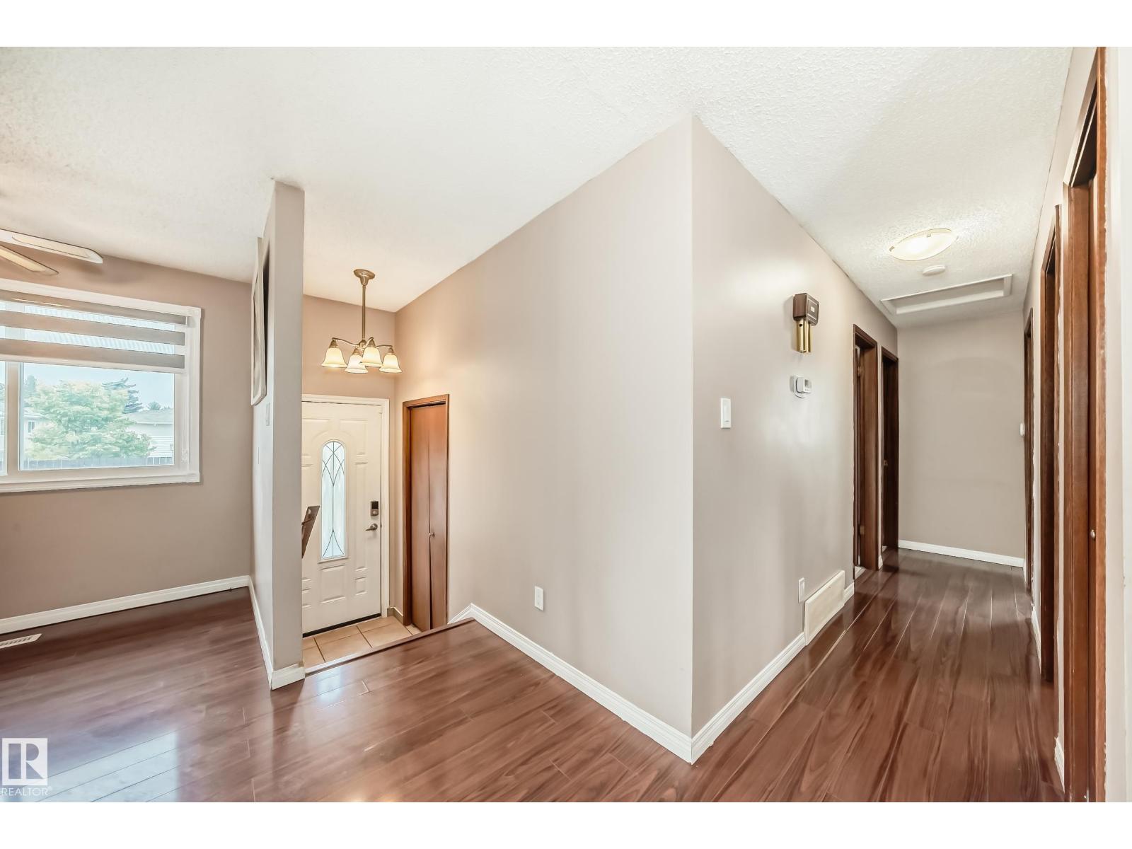 7026 11 Av Nw, Edmonton, Alberta  T6K 3J5 - Photo 30 - E4460942