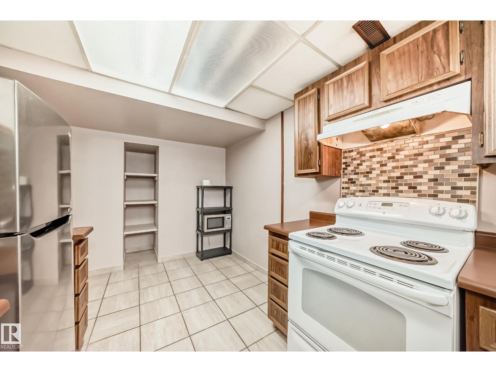7026 11 Av Nw, Edmonton, Alberta  T6K 3J5 - Photo 39 - E4460942
