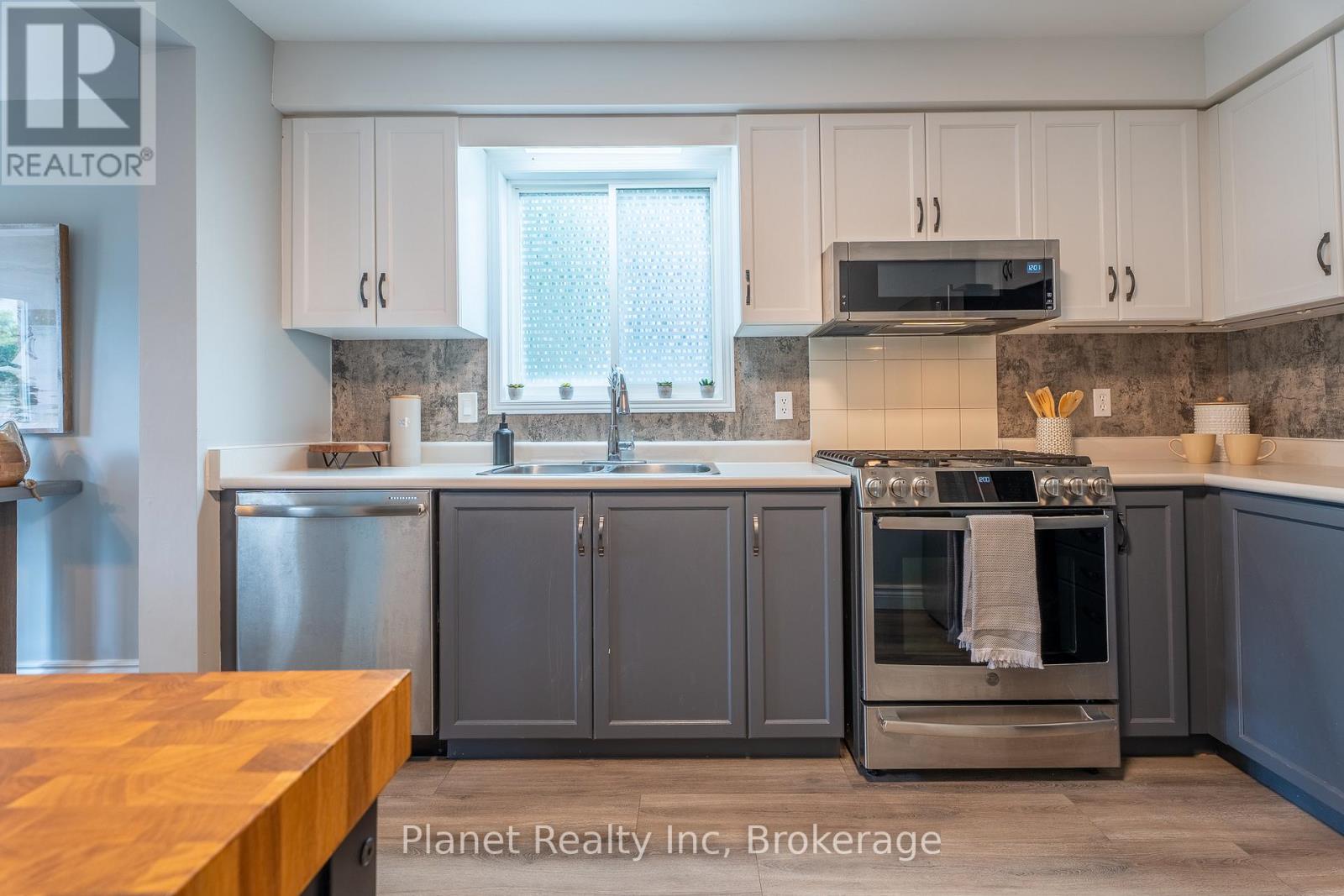 16 Southcreek Trail, Guelph, Ontario  N1G 4Y8 - Photo 11 - X12296264