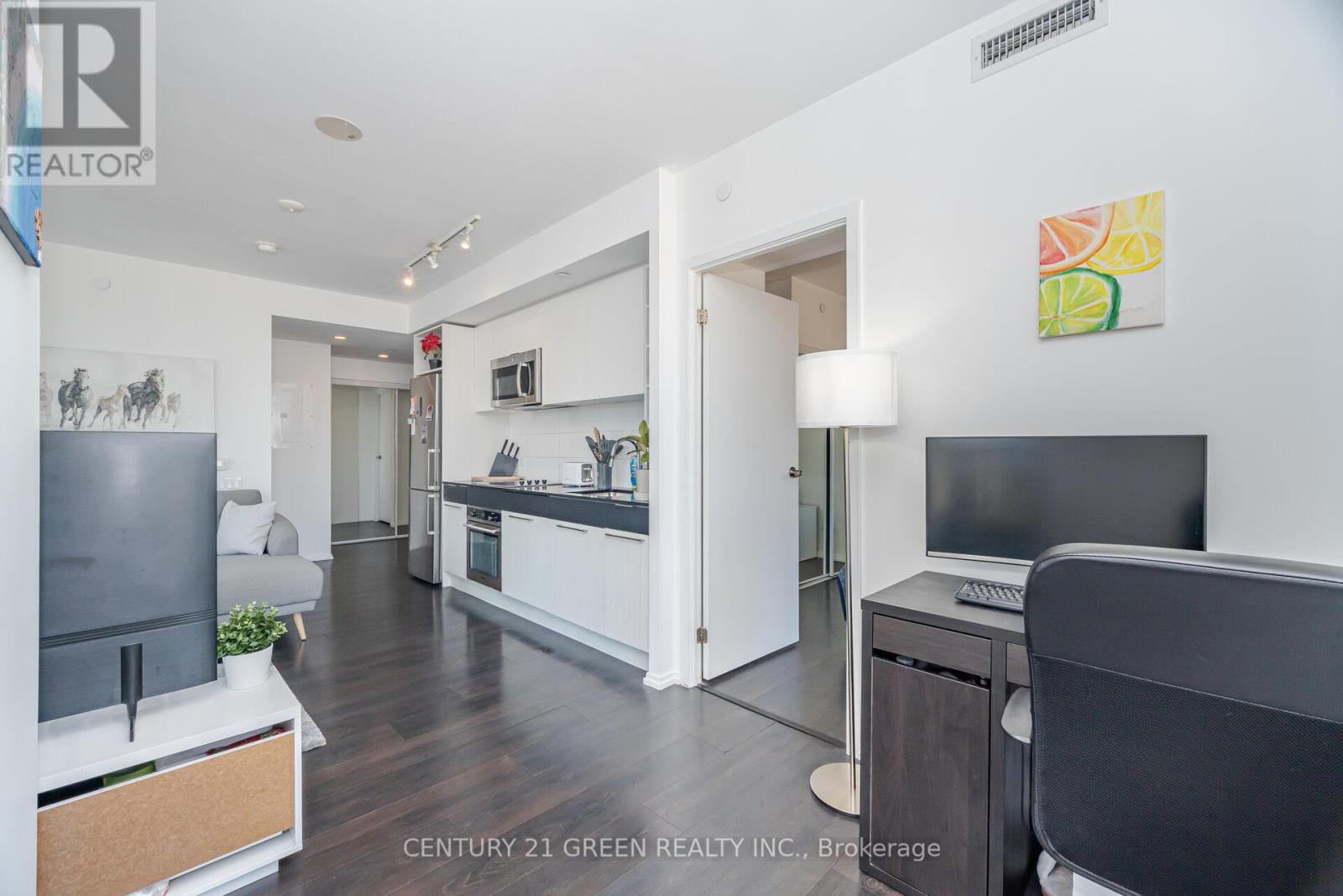 2310 - 68 Shuter Street, Toronto (Church-Yonge Corridor), Ontario  M5B 1B4 - Photo 17 - C12445748