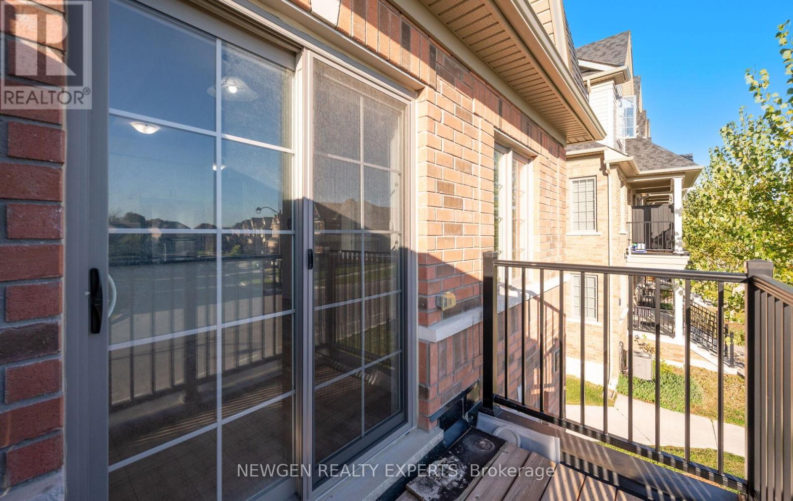 223 Royal Northern Path N, Oshawa, Ontario  L1L 0R6 - Photo 22 - E12429671