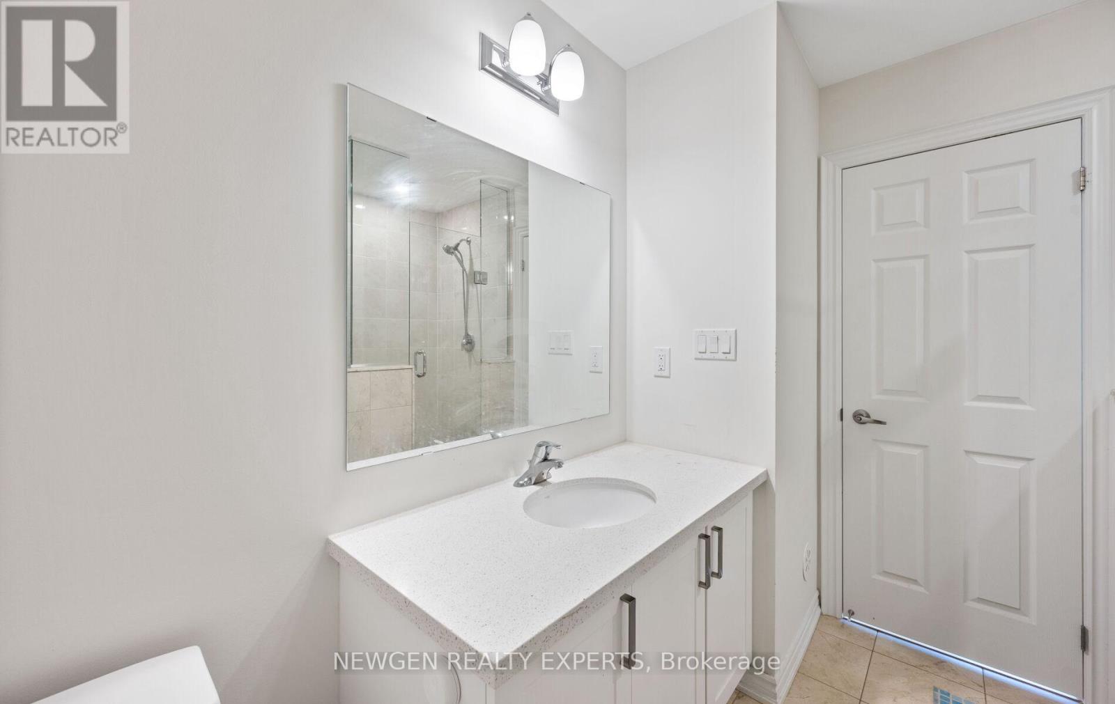 223 Royal Northern Path N, Oshawa, Ontario  L1L 0R6 - Photo 30 - E12429671