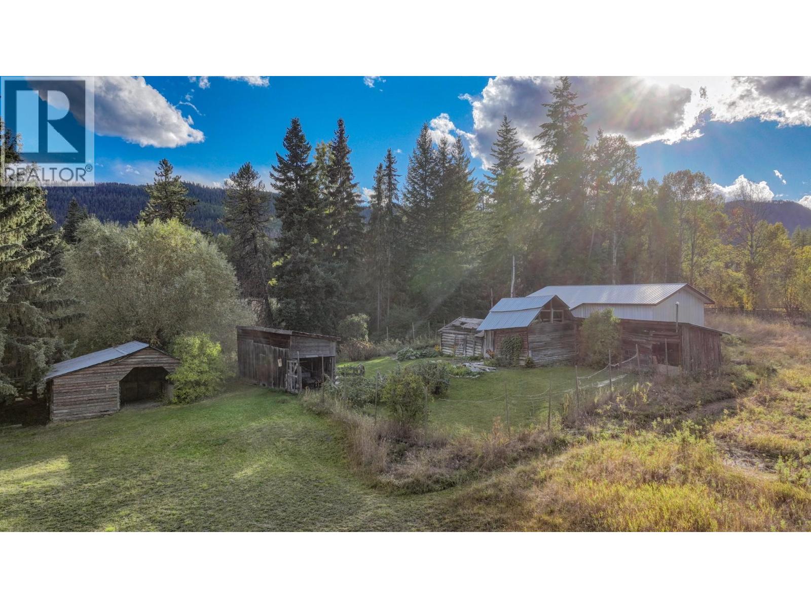 3144 Creighton Valley Road, Cherryville, British Columbia  V0E 2G3 - Photo 51 - 10364868