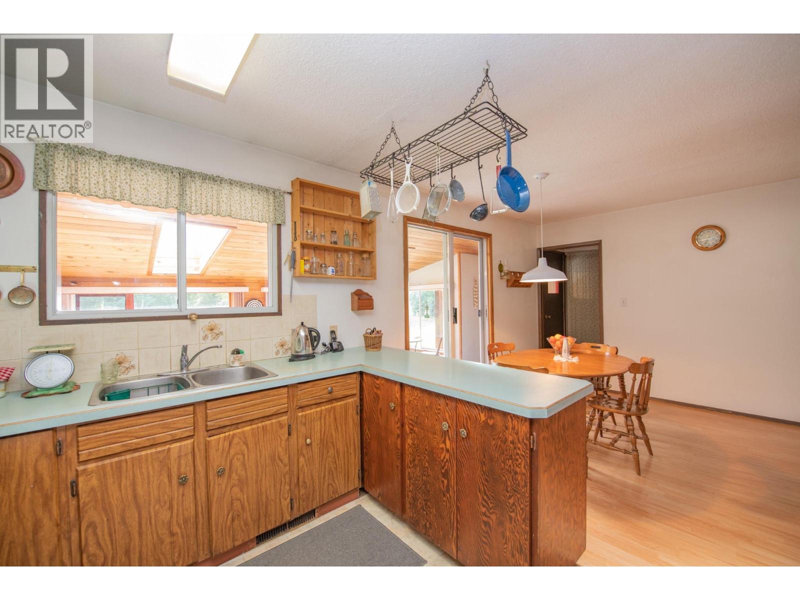 3144 Creighton Valley Road, Cherryville, British Columbia  V0E 2G3 - Photo 16 - 10364868