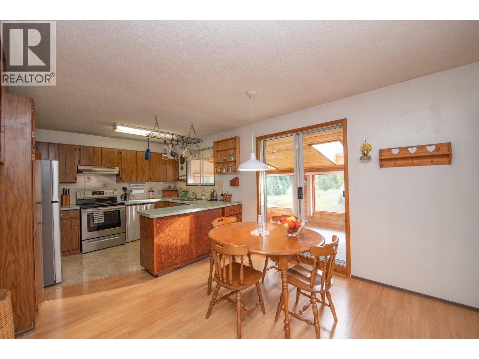 3144 Creighton Valley Road, Cherryville, British Columbia  V0E 2G3 - Photo 7 - 10364868
